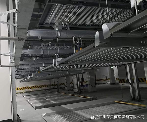 二層簡(jiǎn)易機(jī)械式立體停車(chē)設(shè)備的機(jī)械結(jié)構(gòu)和電氣設(shè)備